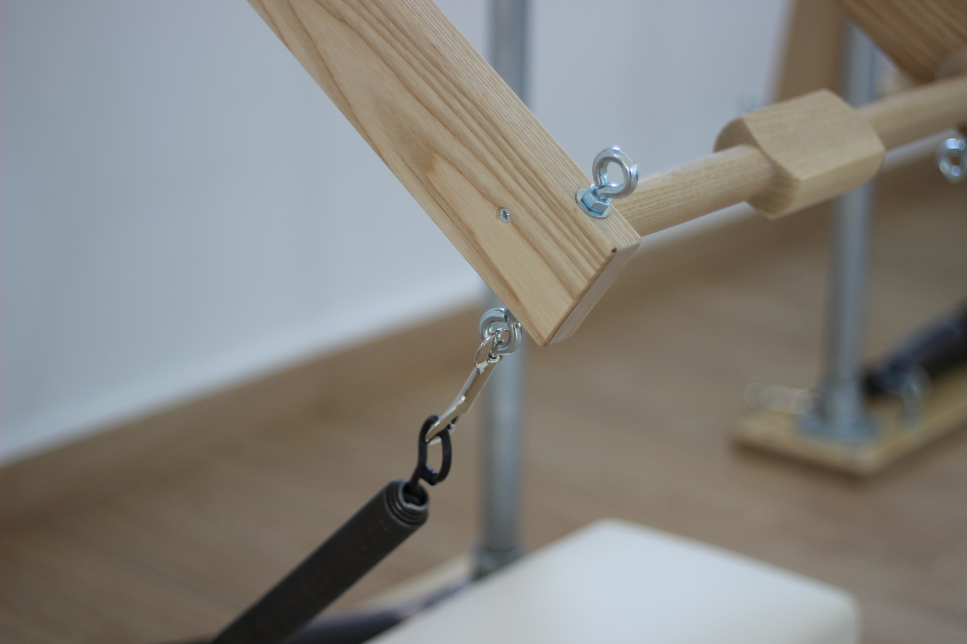 Shoulder blades gliding on the back